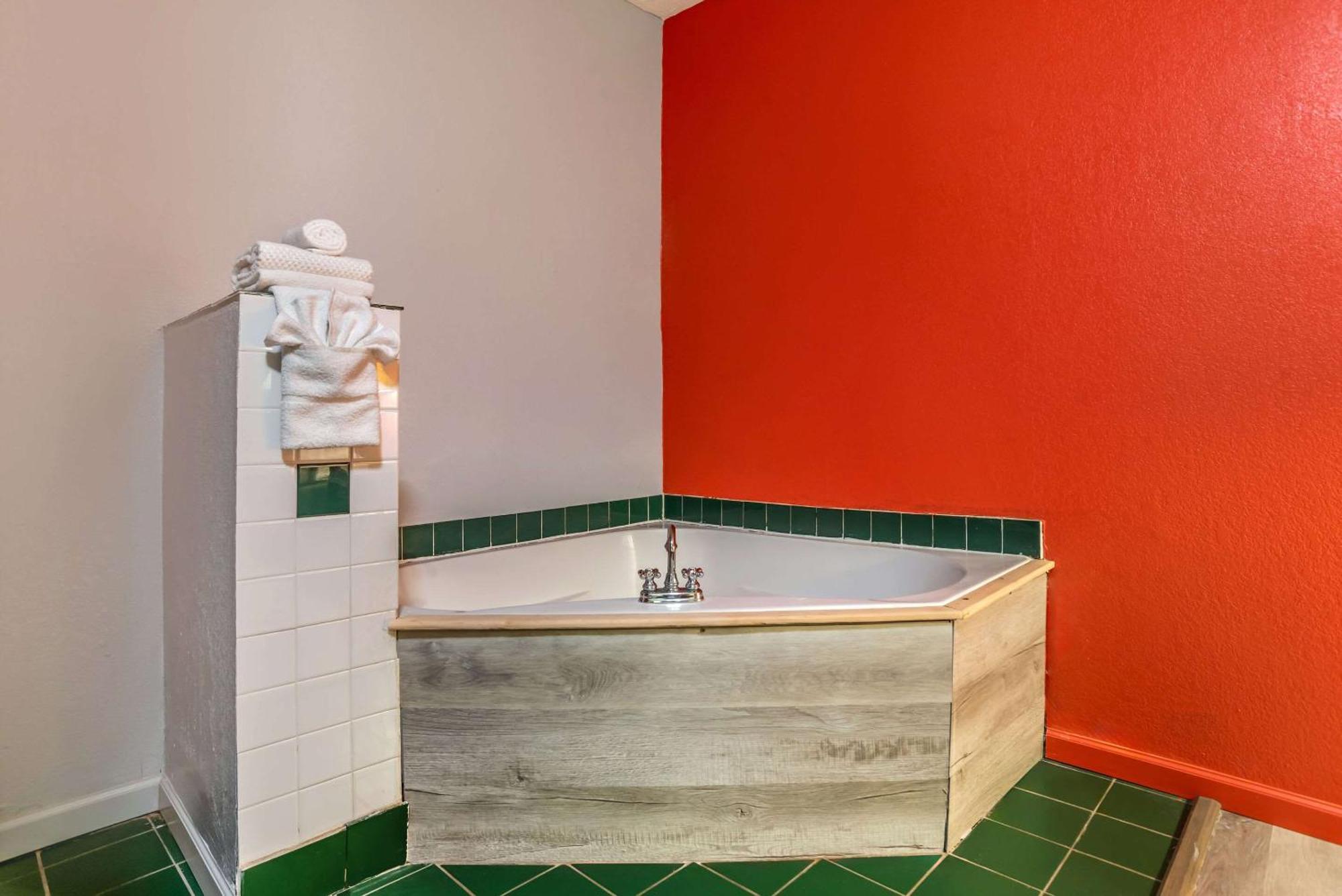 Econo Lodge Inn & Suites Philadelphia Dış mekan fotoğraf